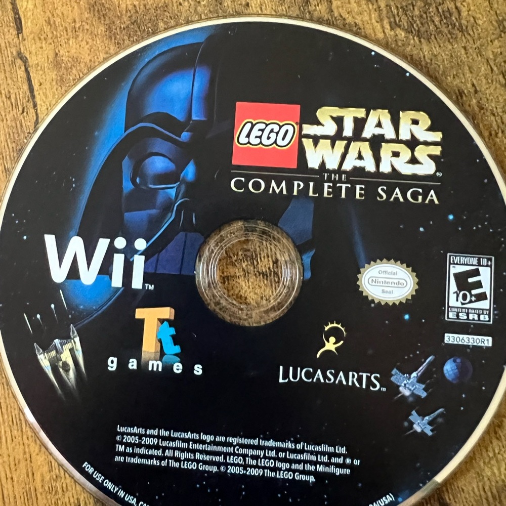 LEGO Star Wars - The Complete Saga (Wii, 2007)